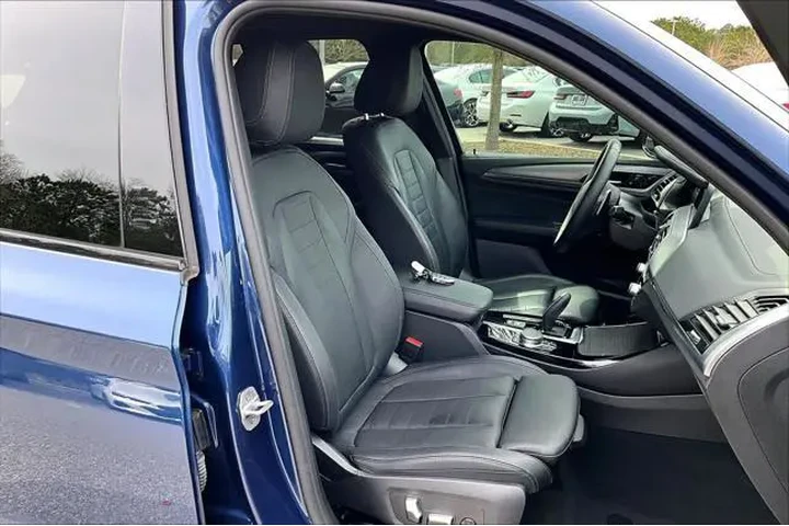 $28998 : BMW X3 2021 AWD xDrive30i 4d image 9