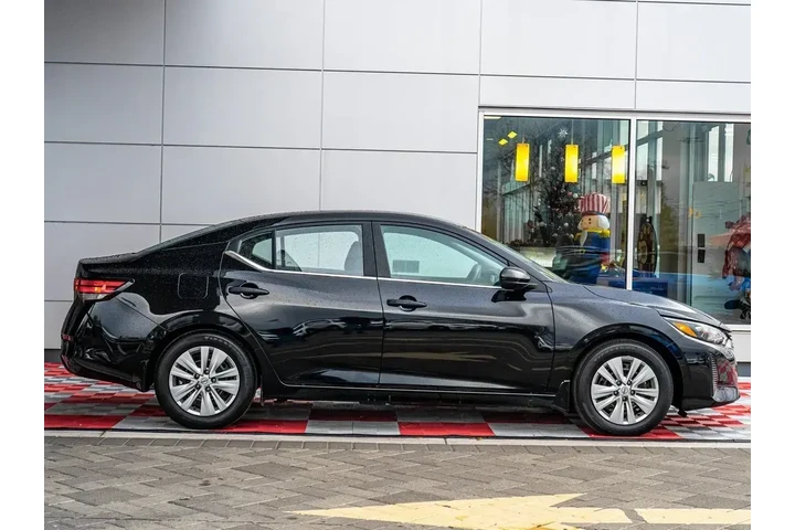 $18888 : Nissan Sentra 2025 S 4dr Sed image 6