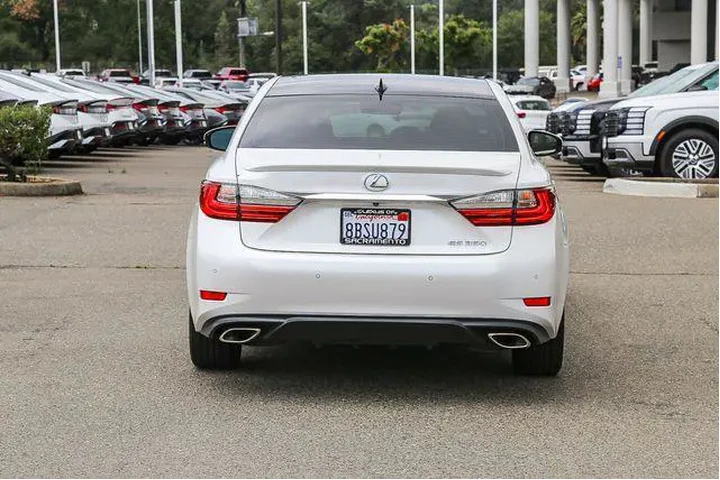 $23991 : Lexus ES 350 2018 4dr Sedan image 4