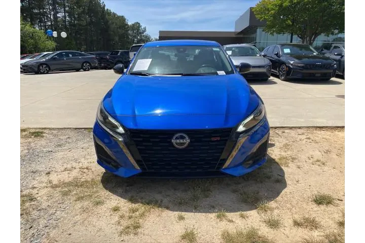 $20920 : Nissan Altima 2025 2.5 SR 4d image 1