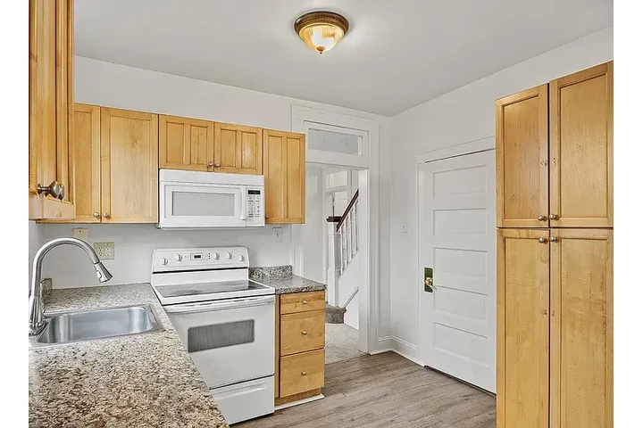 $1750 : HOUSE RENT IN MARYLAND NOW! image 8