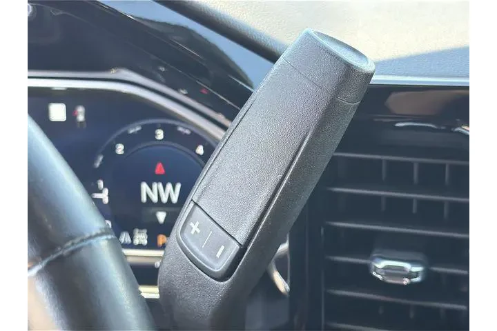 $38493 : Chevrolet Silverado 1500 202 image 7