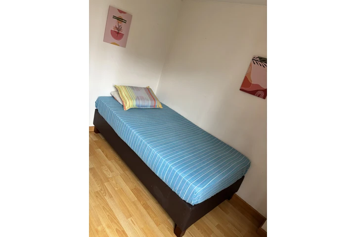 $800000 : ARRIENDO HABITACION CABALLERO image 1