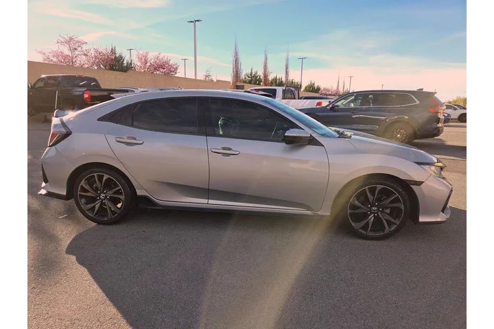$20998 : Honda Civic 2018 Sport 4dr H image 4