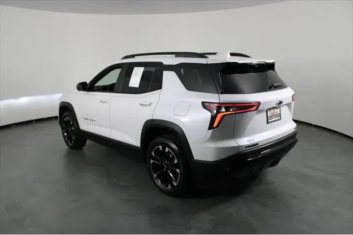 $28987 : Chevrolet Equinox 2025 RS 4d image 3