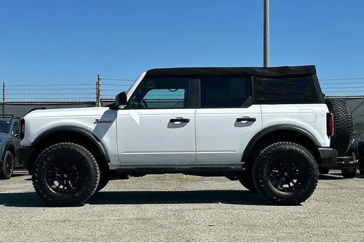 $39575 : Ford Bronco 2024 4x4 Big Ben image 6