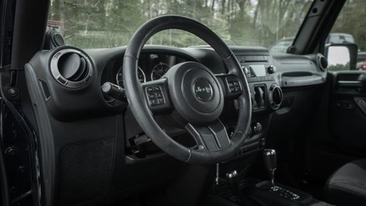 $20998 : PRE-OWNED 2013 JEEP WRANGLER image 8