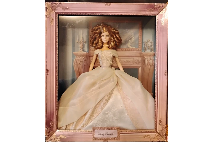 $100 : Barbies image 3