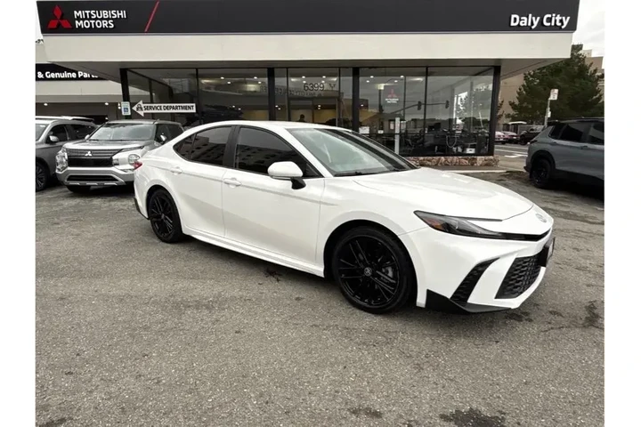 $29888 : Toyota Camry 2025 SE 4dr Sed image 1