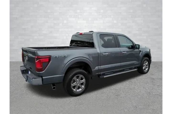 $33840 : Ford F-150 2024 4x4 XLT 4dr image 4