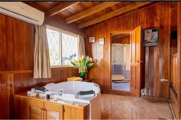 $40 : Casa de renta, 8 habitaciones! image 3