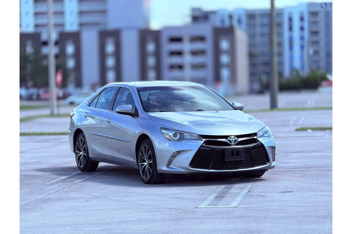 $14995 : Toyota Camry 2017 image 7