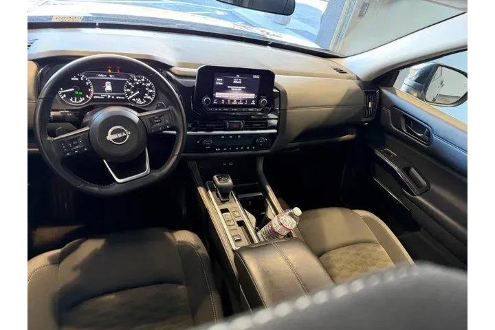 $29984 : Nissan Pathfinder 2025 SV 4d image 9