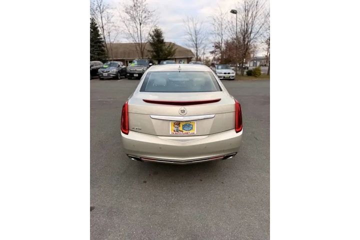 $9995 : 2014 XTS Luxury Collection image 9