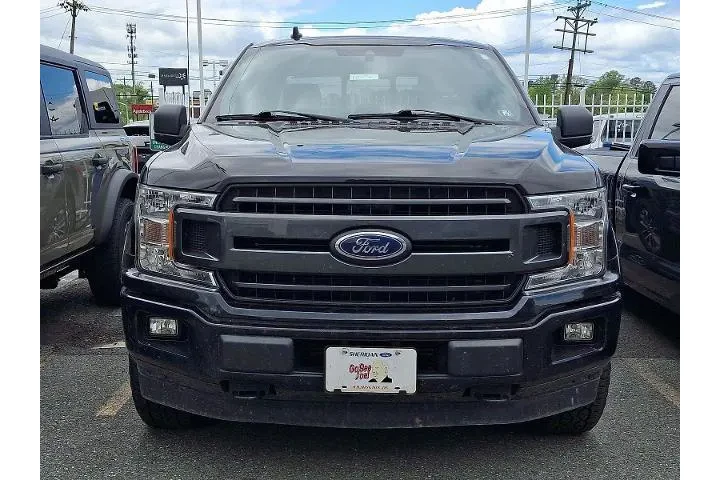$32750 : Ford F-150 2020 4x4 Lariat 4 image 2