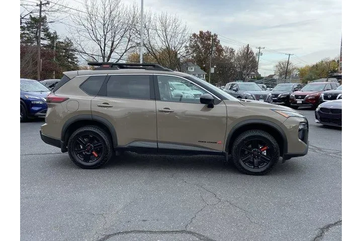 $28350 : Nissan Rogue 2025 AWD Rock C image 3