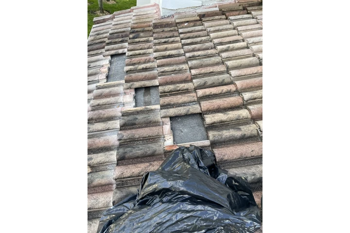 Ago Roofing reparaciones techo image 6