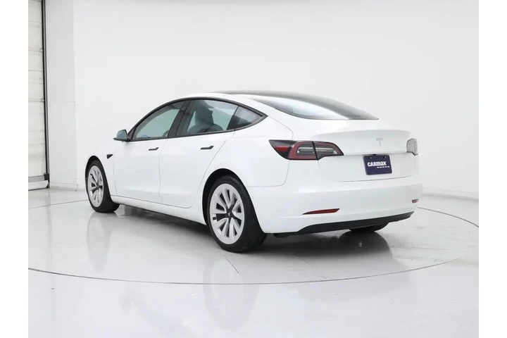 $26998 : Tesla Model 3 2022 4dr Sedan image 2