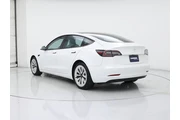 $26998 : Tesla Model 3 2022 4dr Sedan thumbnail