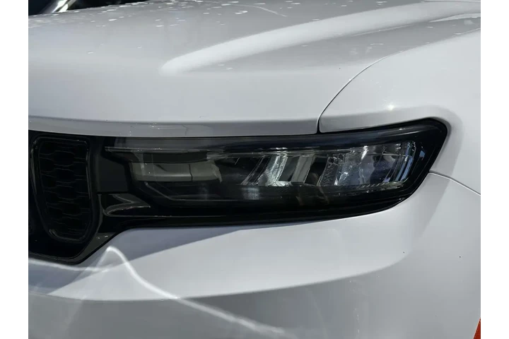 $29985 : Jeep Grand Cherokee 2023 4x4 image 6