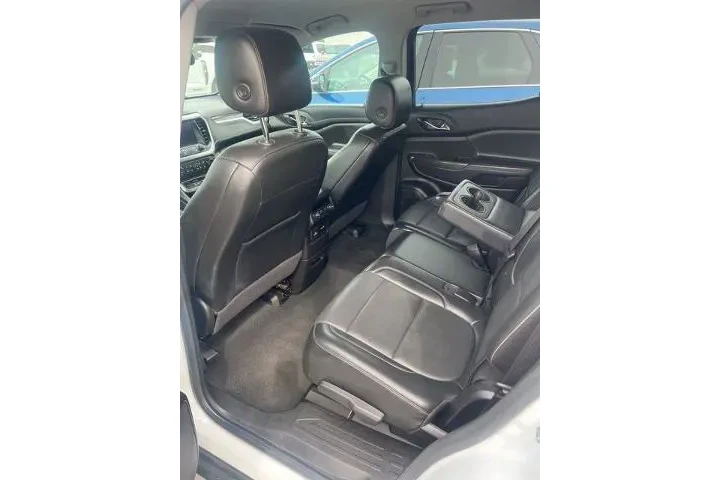 $23988 : GMC Acadia 2023 4x4 SLT 4dr image 7