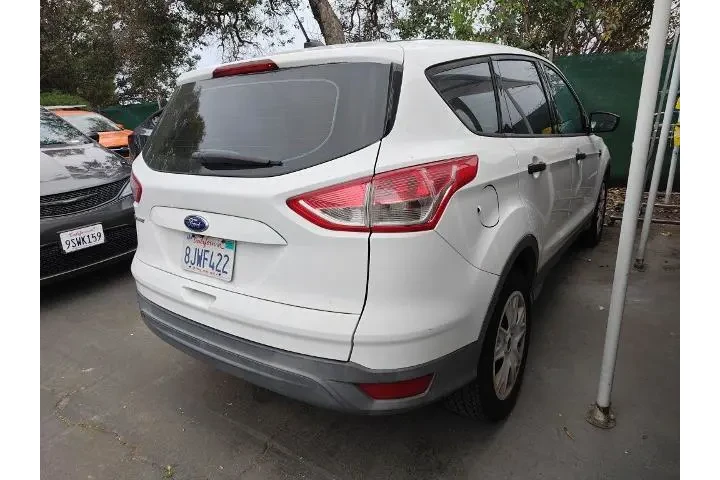 $11196 : Ford Escape 2015 S 4dr SUV image 4
