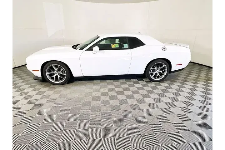 $24900 : Dodge Challenger 2022 GT 2dr image 4