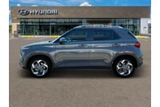 $23000 : Hyundai VENUE 2025 SEL 4dr C thumbnail
