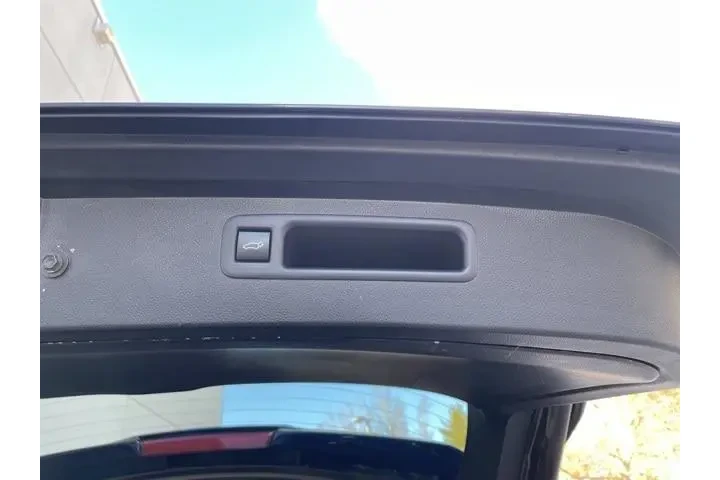 $30990 : Toyota Highlander 2022 AWD X image 10