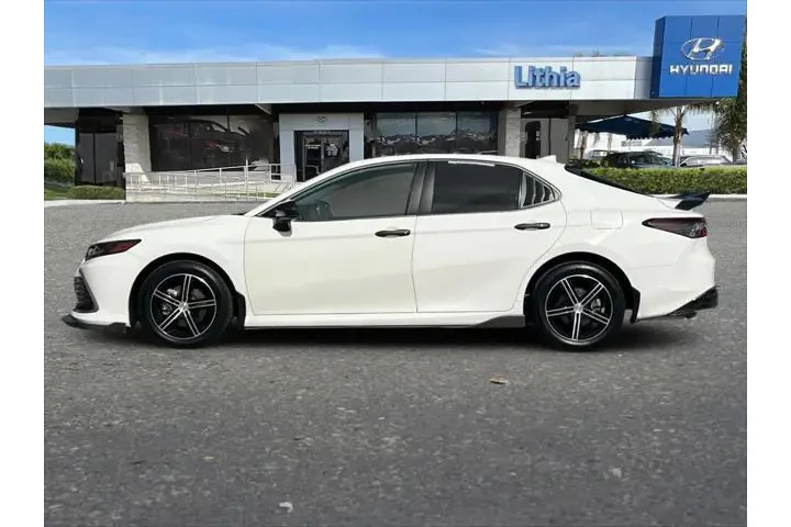 $23999 : Toyota Camry 2023 AWD LE 4dr image 6