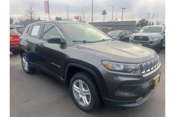 $22988 : Jeep Compass 2023 4x4 Sport image 3