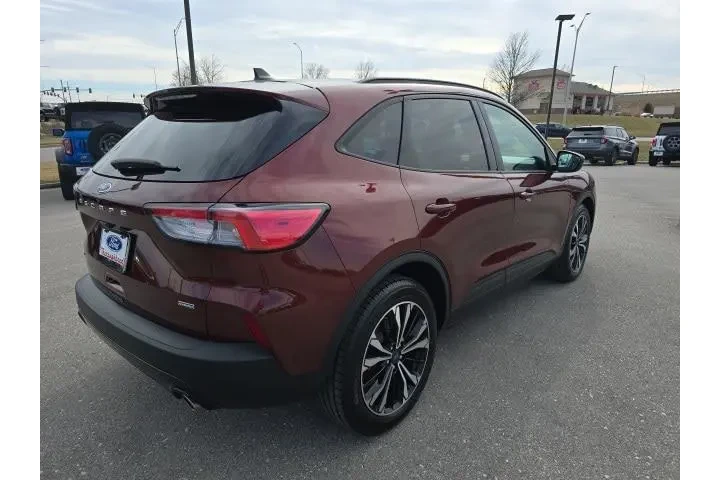 $18000 : Ford Escape Hybrid 2021 SE 4 image 5