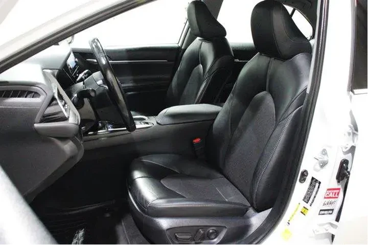 $26998 : Toyota Camry Hybrid 2022 XLE image 5