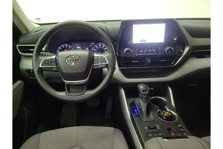 $33998 : Toyota Highlander 2023 AWD X image 10