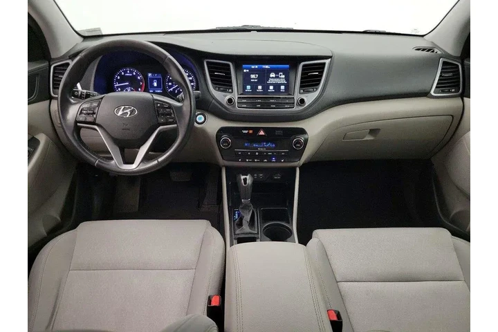 $12998 : Hyundai TUCSON 2018 Sport 4d image 9