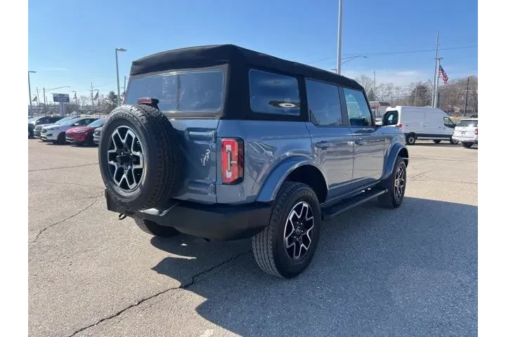 $35994 : Ford Bronco 2023 4x4 Base 4d image 4