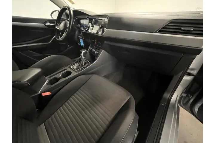 $16953 : Volkswagen Jetta 2024 S 4dr image 10