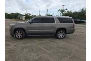 $26983 : Cadillac Escalade ESV 2019 L thumbnail
