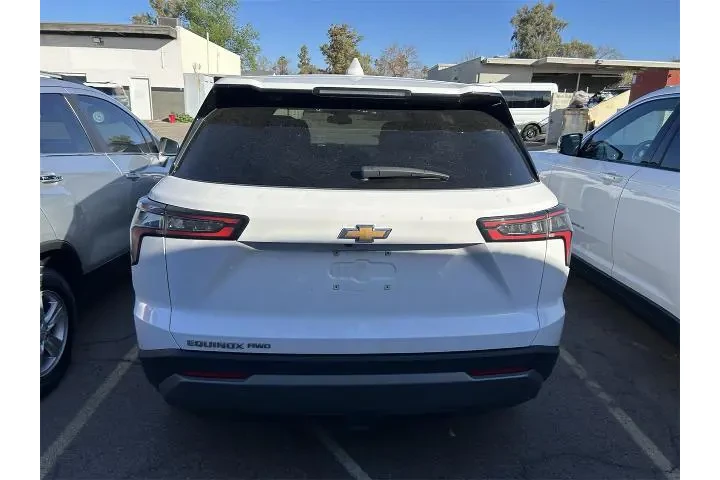 $28494 : Chevrolet Equinox 2025 4x4 L image 5