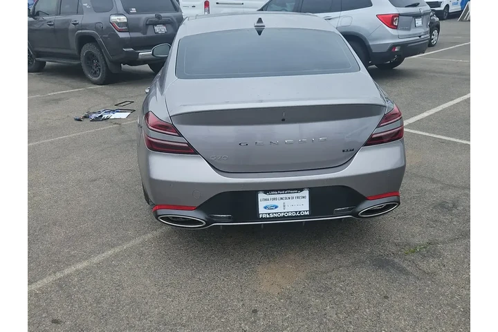 $34500 : Genesis G70 2023 3.3T Standa image 7