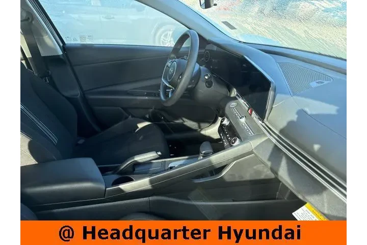 $19852 : Hyundai ELANTRA 2024 SEL 4dr image 7
