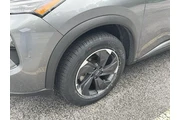 $21999 : Nissan Rogue 2025 SV 4dr Cro thumbnail