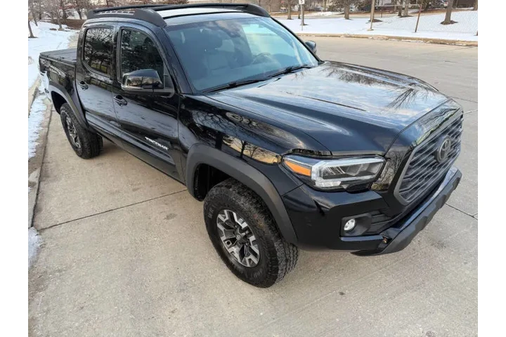 $25997 : 2021 Tacoma TRD Off-Road image 1