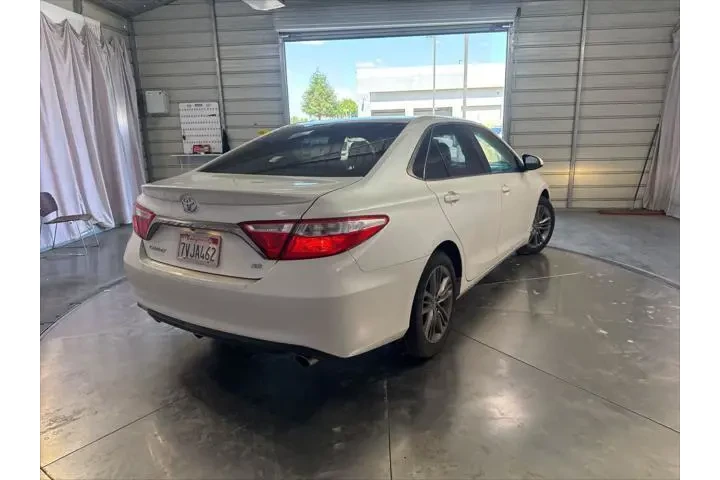 $16499 : Toyota Camry 2017 SE 4dr Sed image 5