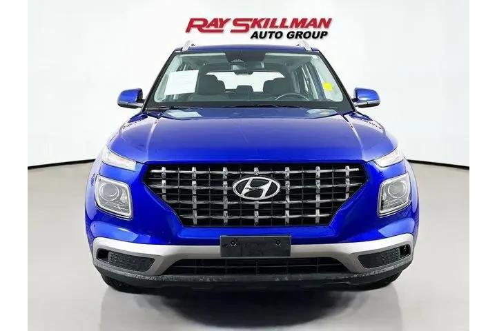 $23988 : Hyundai VENUE 2025 SEL 4dr C image 2