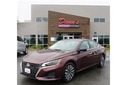 2025 Altima SV en Tulare