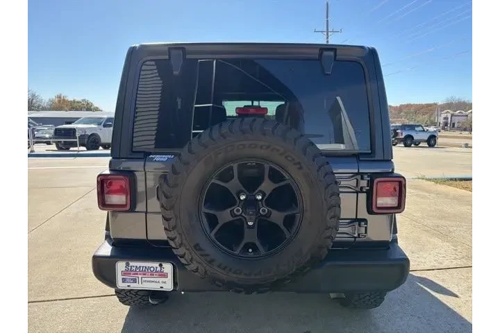 $29999 : Jeep Wrangler 2023 4x4 Sport image 6