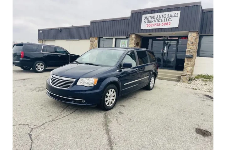 $7450 : 2016 Town and Country Touring image 3