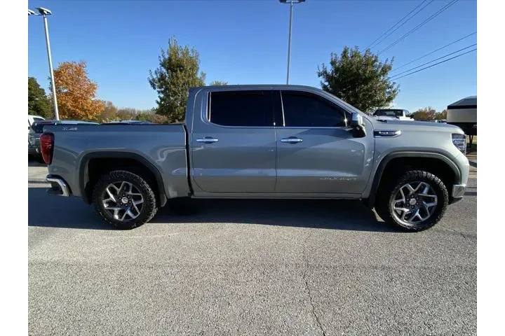 $38986 : GMC Sierra 1500 2023 4x4 SLT image 9