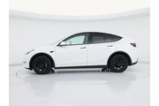 $36998 : Tesla Model Y 2023 AWD Long thumbnail